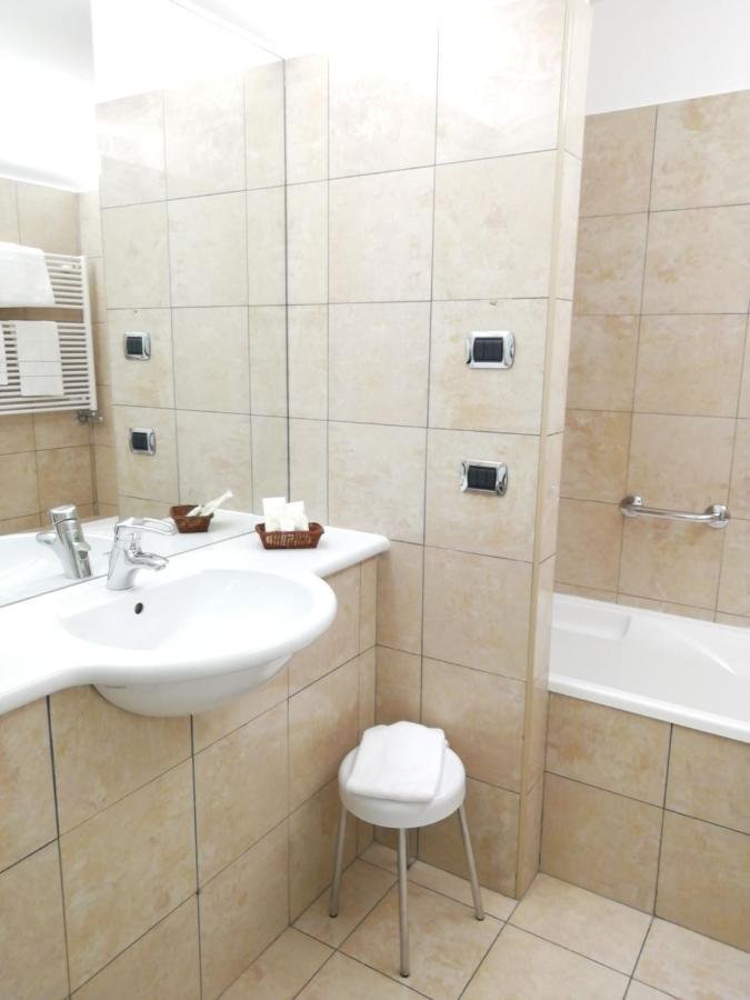 Delta Hotel 3*